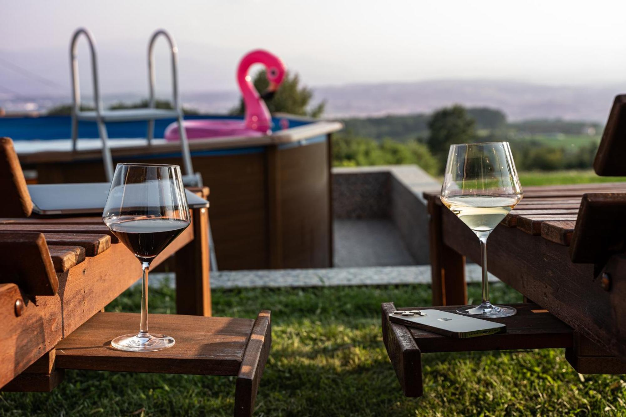 Zlatni Prag - Kraljevo Villa Ngoại thất bức ảnh