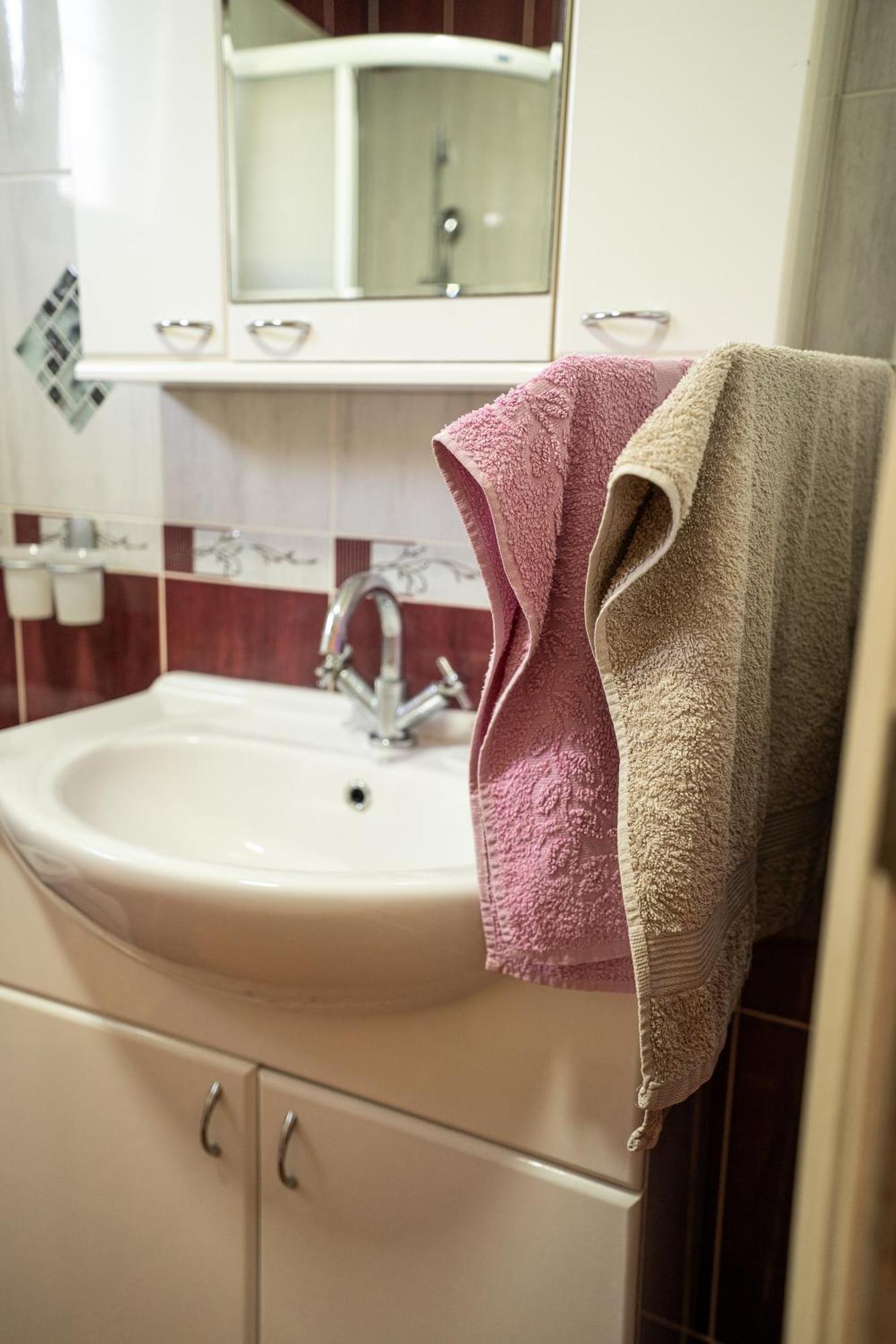 Zlatni Prag - Kraljevo Villa Ngoại thất bức ảnh