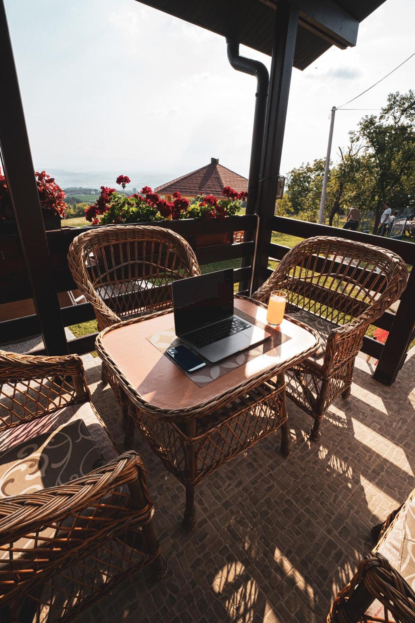 Zlatni Prag - Kraljevo Villa Ngoại thất bức ảnh